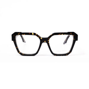 Modelo Fifty 150 - Carla Fachim