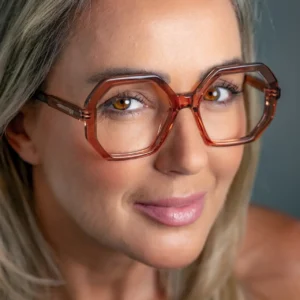 Modelo Calliope 101 - Carla Fachim