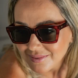 Modelo Edge 139 - Carla Fachim