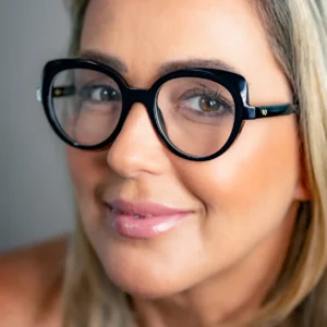 Modelo X-Ray 113 - Carla Fachim