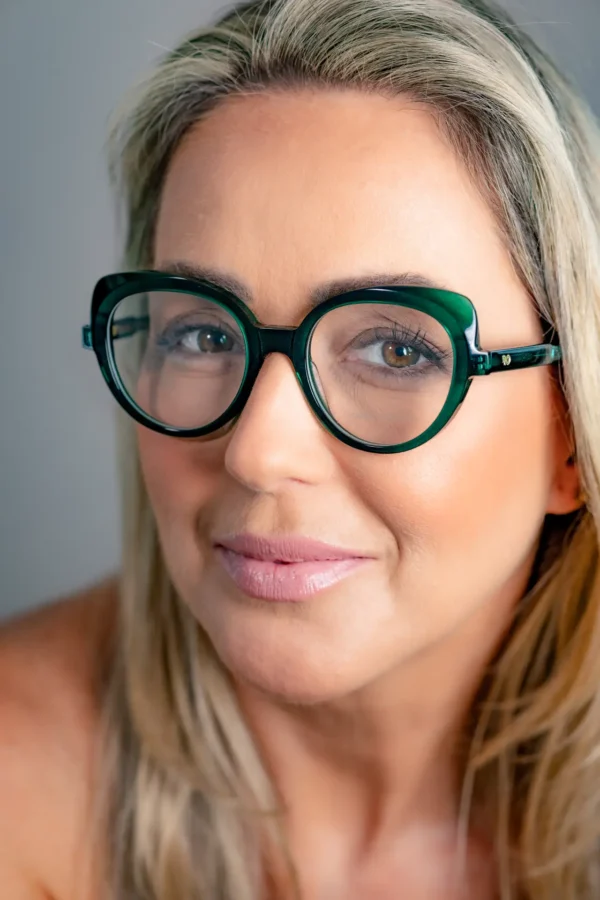 Modelo X-Ray 180 - Carla Fachim - Imagem 6